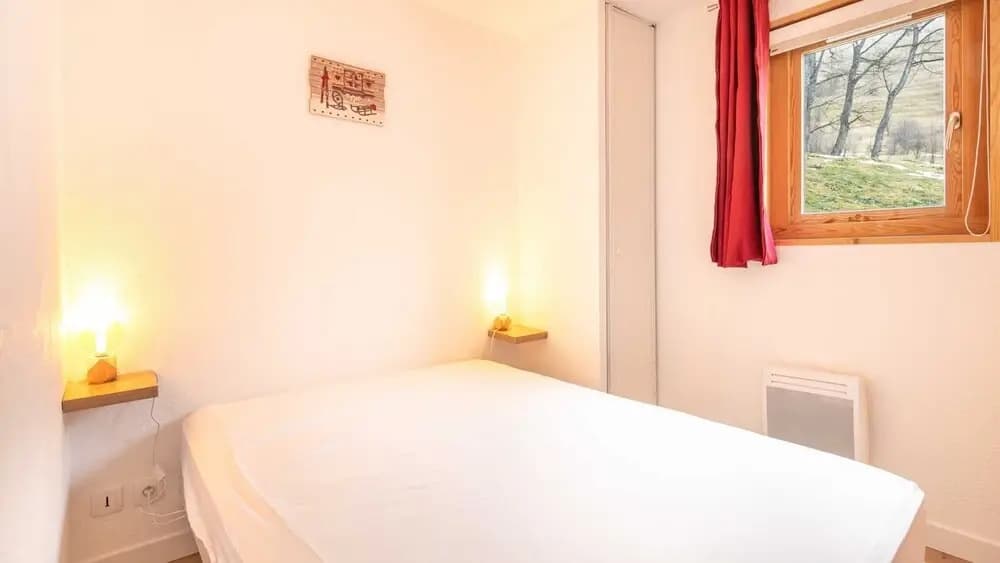 Apartment in Saint-sorlin-d'arves - Photo 3