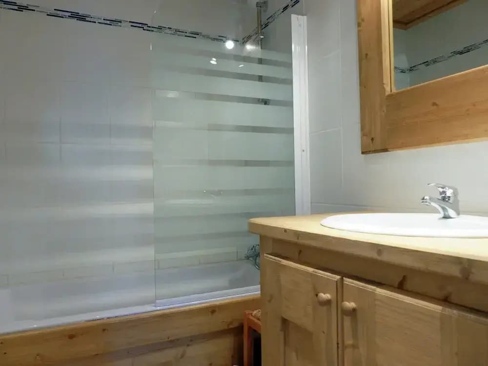Majestic Apartment in Meribel-mottaret Close to Skiing - Miniature 7