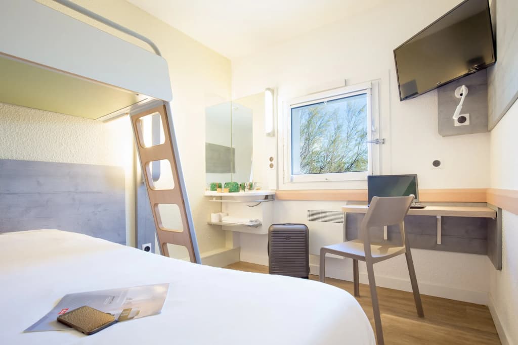 Ibis Budget Frejus Capitou A8 - Miniature 7