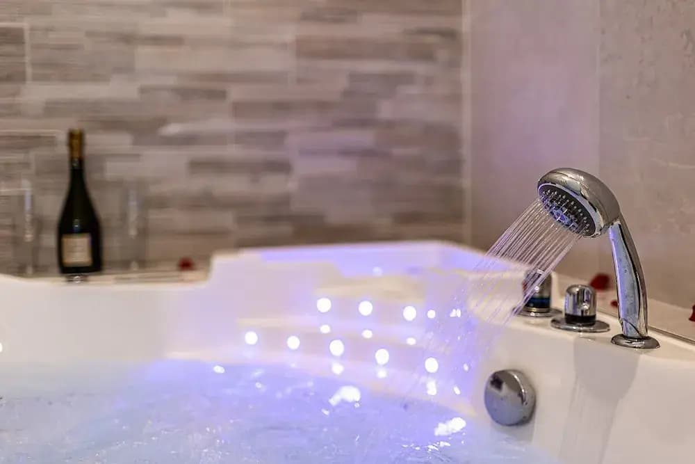 Havre de Paix  Jacuzzi - Miniature 8