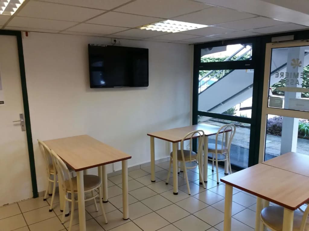 Première Classe Lille Sud - Henin Beaumont - Miniature 7