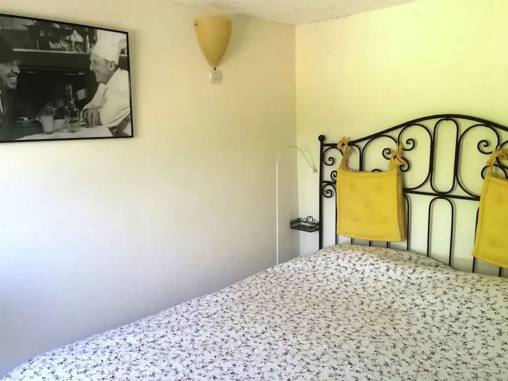 Attractive Gite With Private Swimming Pool and Vast Views Across Lac du Verdon - Photo 1