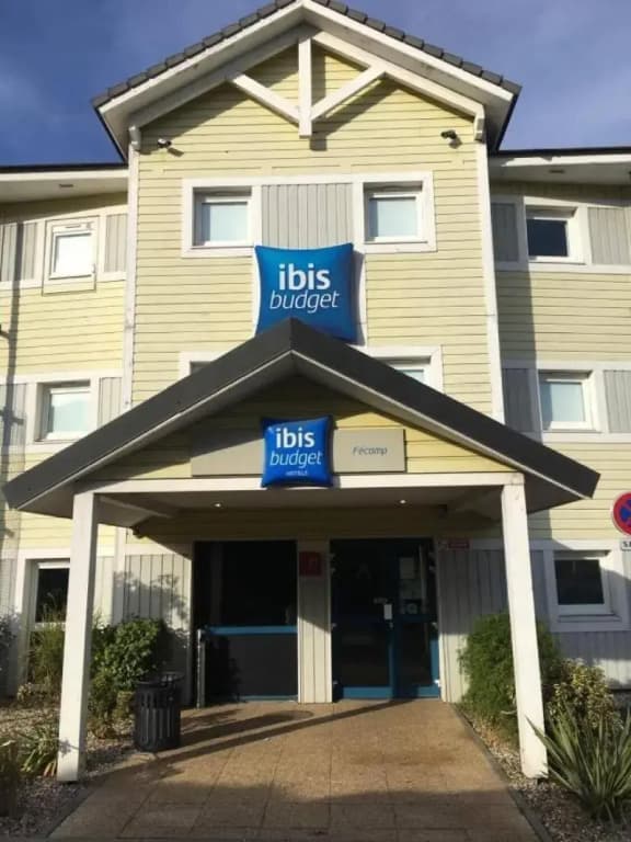 ibis budget Fécamp - Photo 1