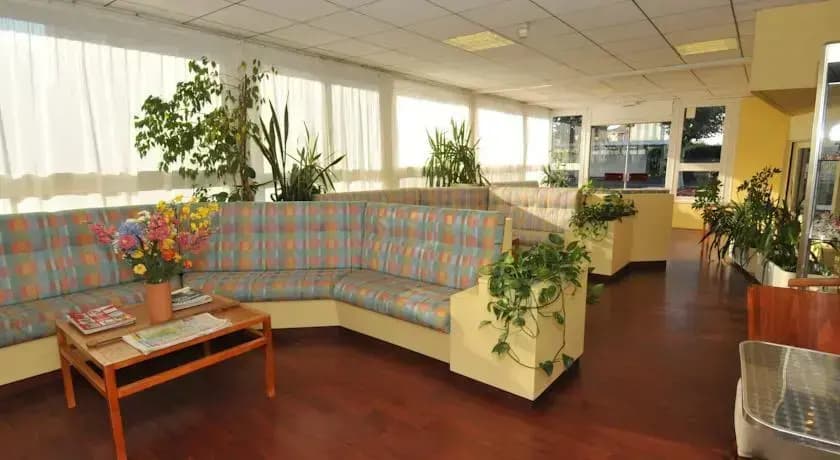 Hôtel Regina** - Photo 2