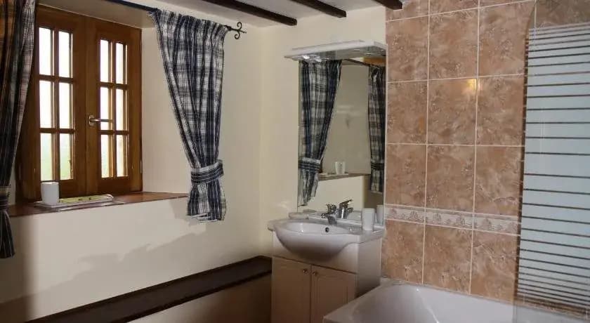 La Beauconniere B&B - Miniature 6