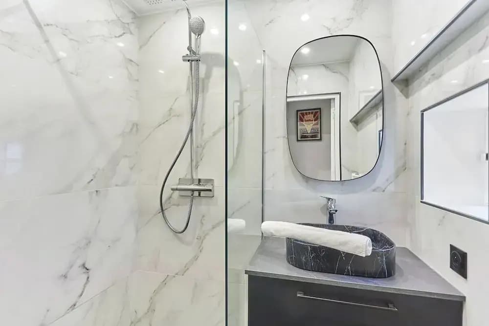 Superb Loft Paris Pere Lachaise 3 Bedrooms - Miniature 8