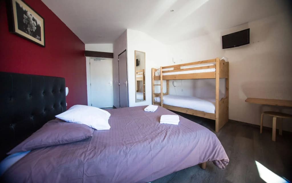 Hôtel Le Loup Blanc - Photo 3