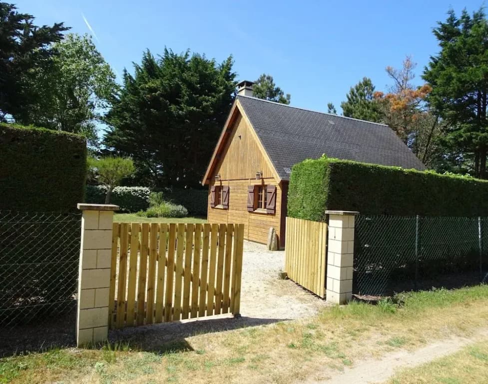 Wooden House by Beach Near Barneville - Photo 1