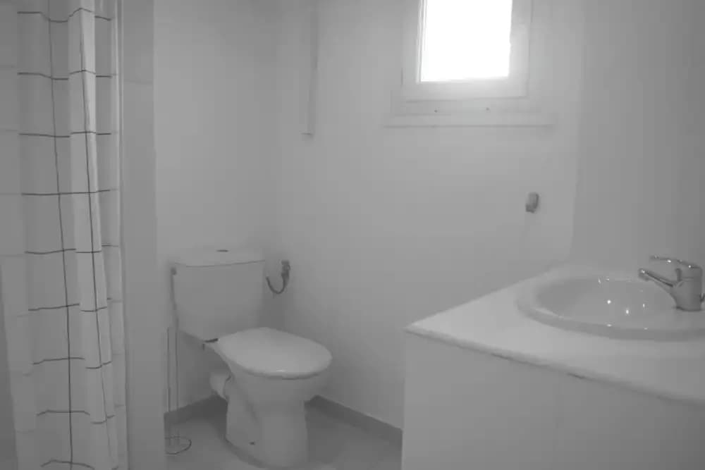 A Rossa Location - Miniature 7