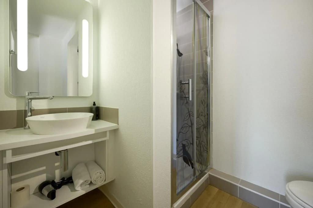 ibis Styles Bordeaux Begles Arena - Miniature 8