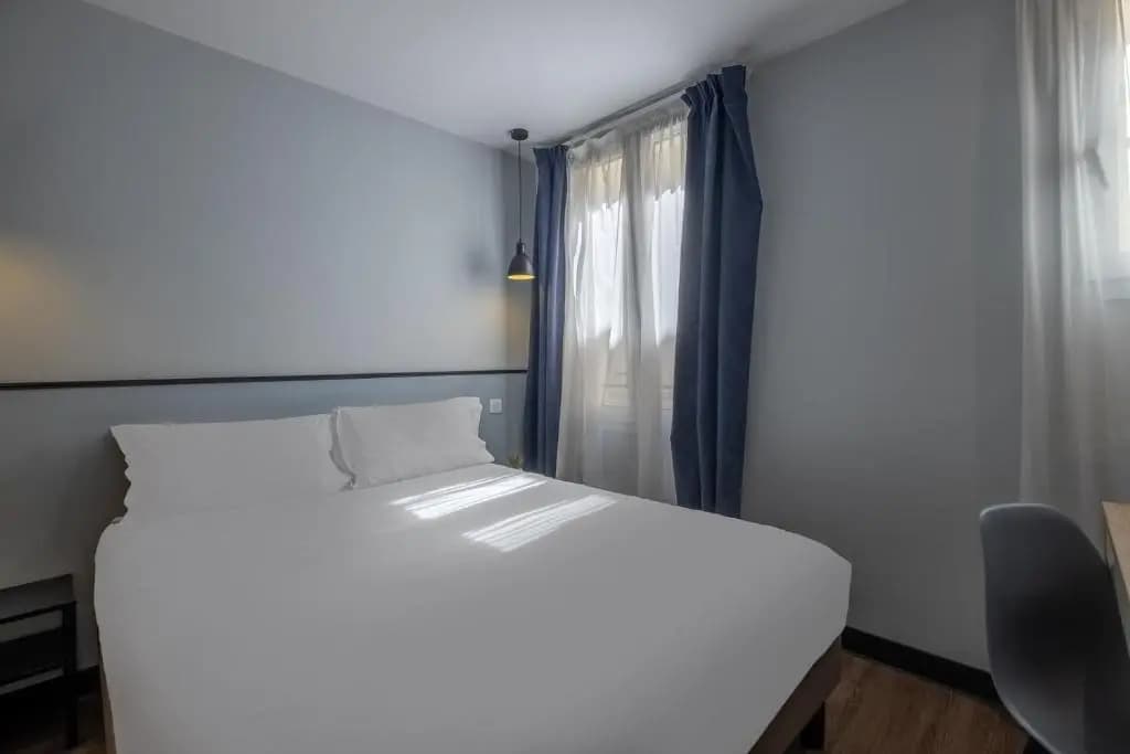 Hotel Lilas Blanc - Photo 2