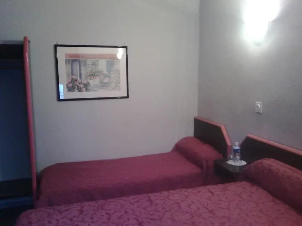 Hotel Central - Photo 4