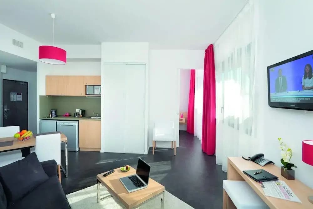 Appart'City Confort Montpellier Millénaire - Appart Hôtel ex Park&Suites - Photo 5