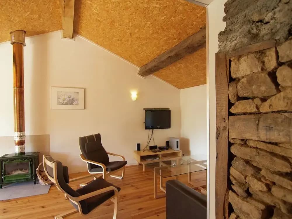 Comfortable and Cozy Cottage With Large Terrace - Photo 4