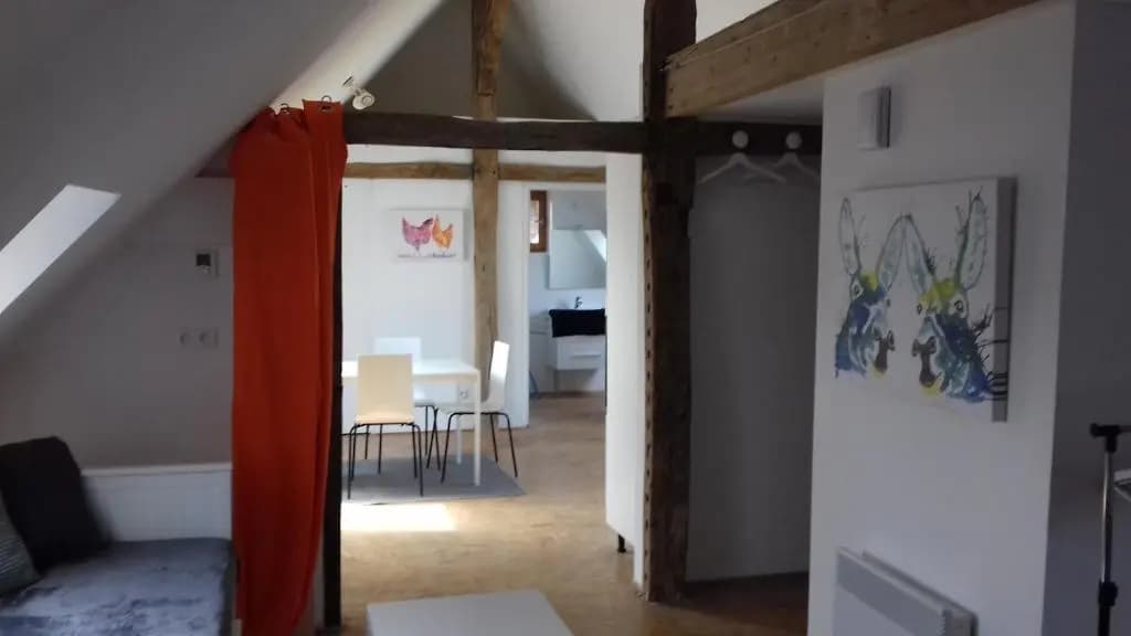 Loft - Photo 2