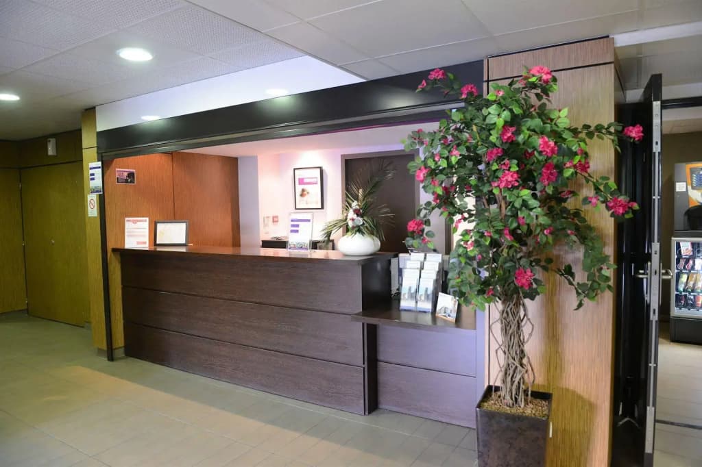 Residhotel Lyon Lamartine - Photo 2