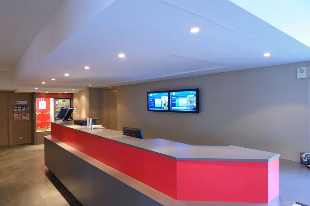 Best Western Saint-Etienne Porte du Forez - Photo 2