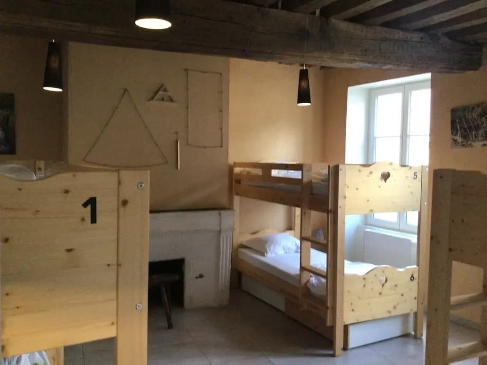 L'auberge de Treigny - Hostel - Photo 3
