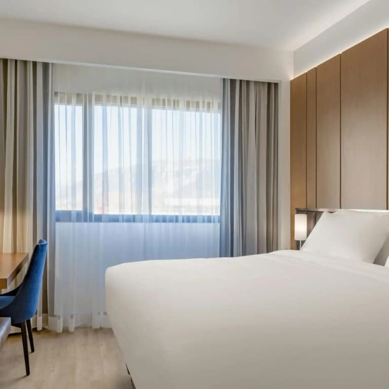 AC Hotel Saint-Julien-en-Genevois - Photo 5