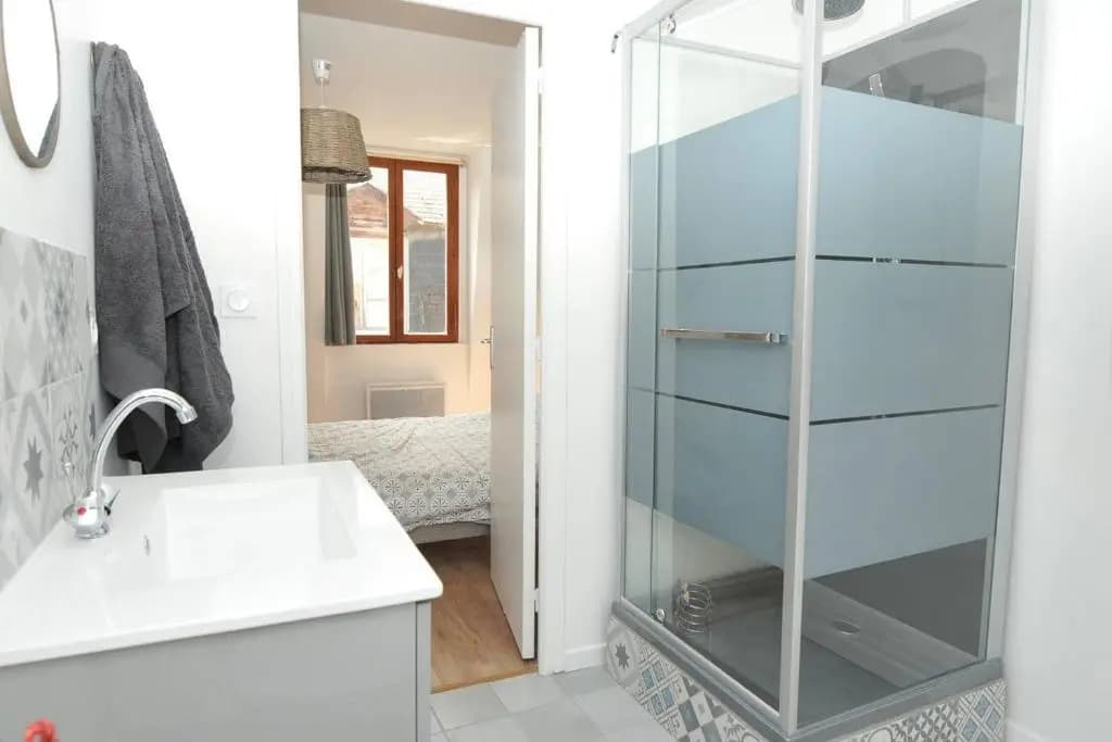 Vue sur les toits, 35m2 hyper centre Honfleur - Photo 4