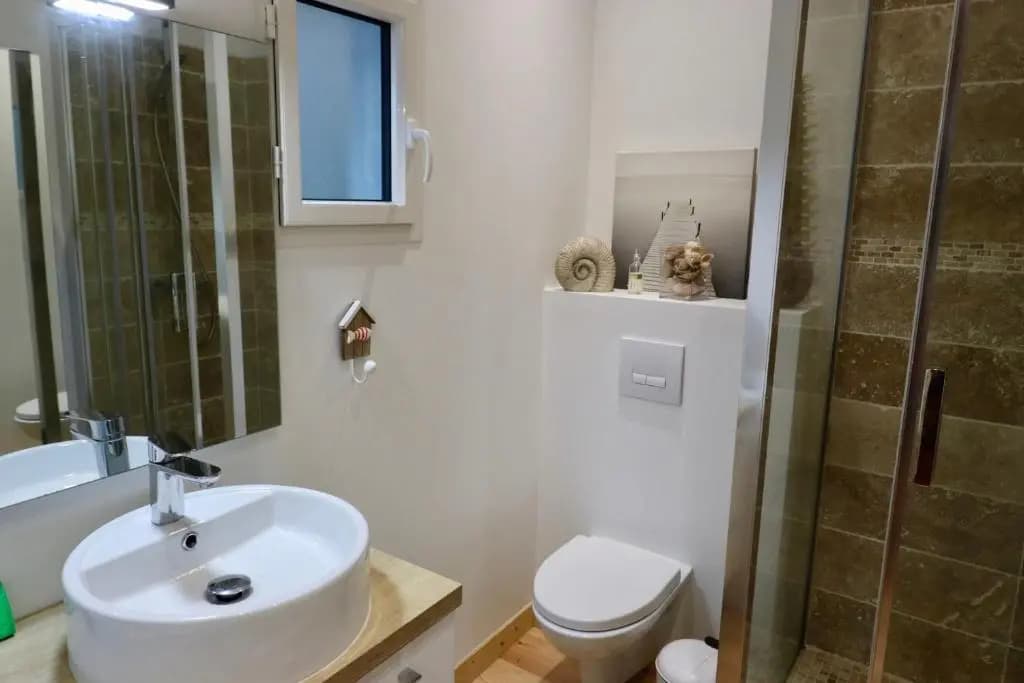 Lovely renovated cottage 150m from the beach - Miniature 6