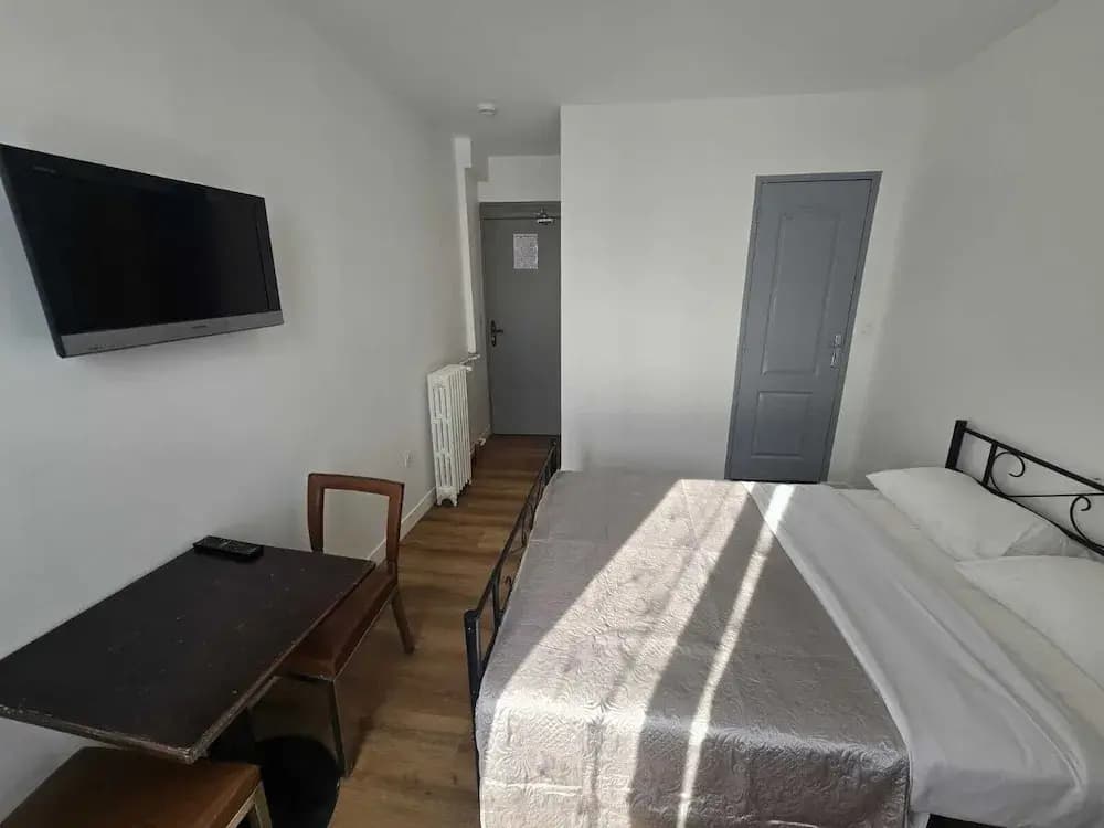 Hotel de l'Europe Pantin - Photo 4