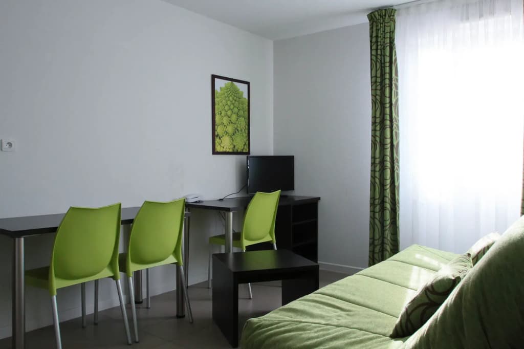 Kosy Aparthotel Campus del Sol Esplanade - Photo 2