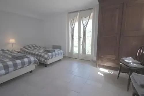 Villa Roca - Photo 1