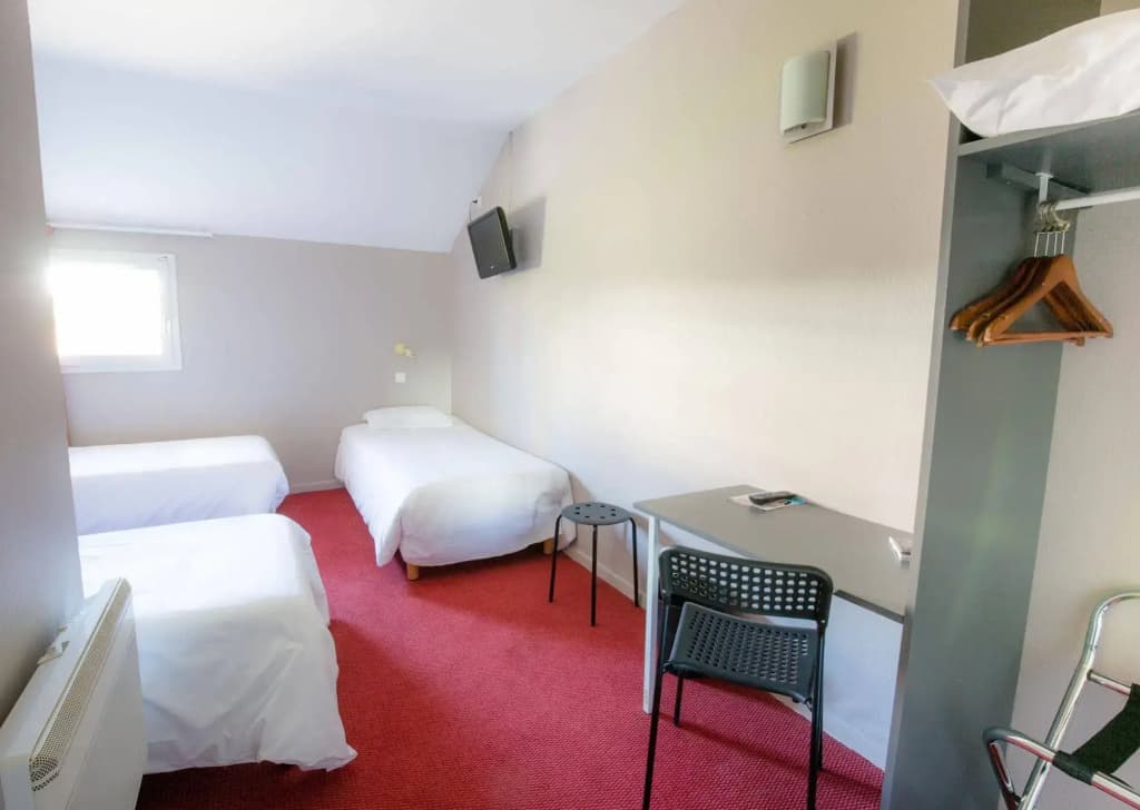 Logis Hotel de la Thalie - Photo 2