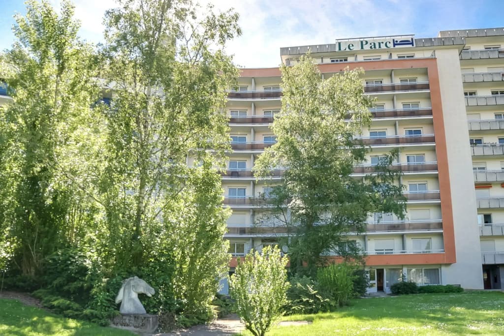 Brit Hotel Le Parc Vichy - Photo 1