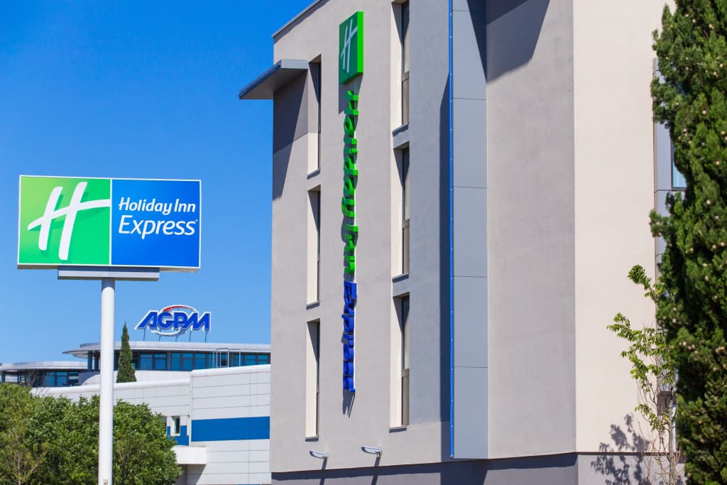 Holiday Inn Express Toulon - Est by IHG - Photo 1