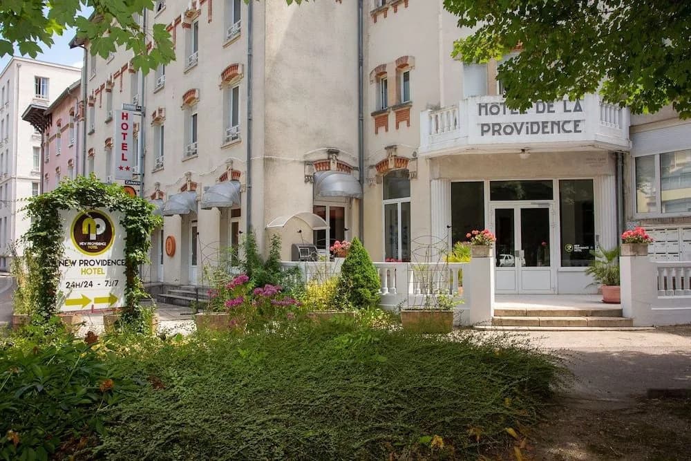 Hôtel Providence - Photo 1