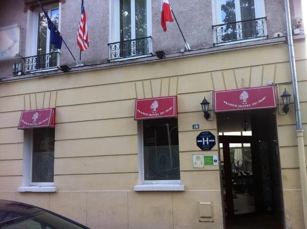 Hôtel du Parc Even - Photo 1