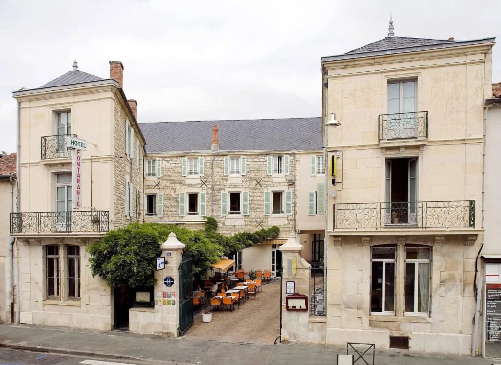 Hotel Fontarabie - Photo 1