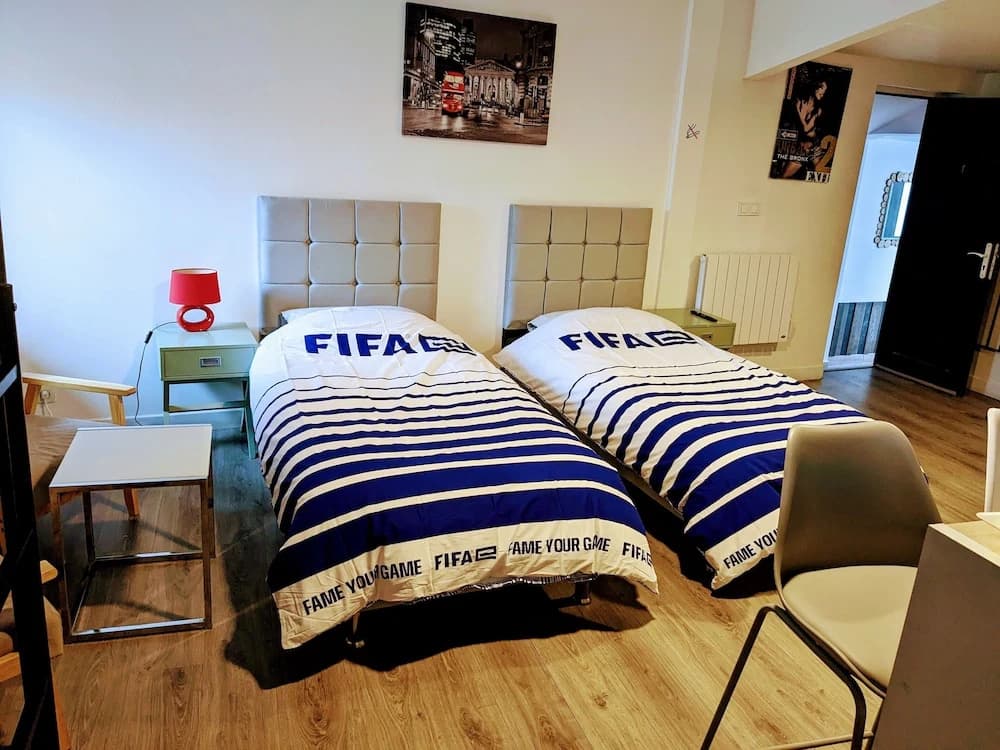 Guesthouse near Charles De Gaulle Airport - Photo 5