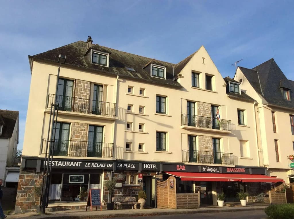 Le Relais De La Place - Photo 1