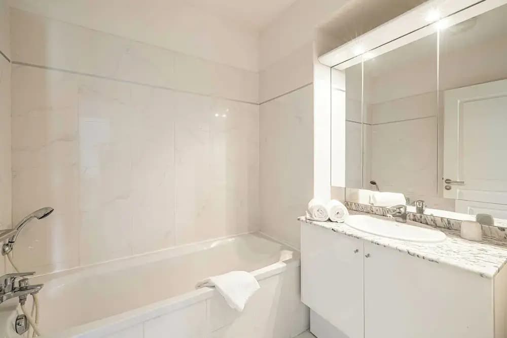 Charming 1 Bedroom Flat With Balcony/pool - Cannes - Photo 5
