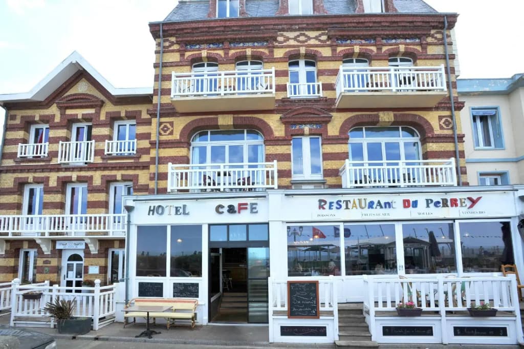 Hotel Le Rayon Vert - Photo 1