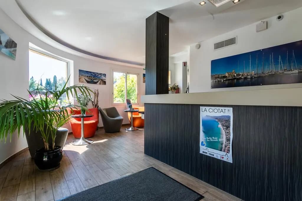 Hôtel Corniche du Liouquet - Photo 2