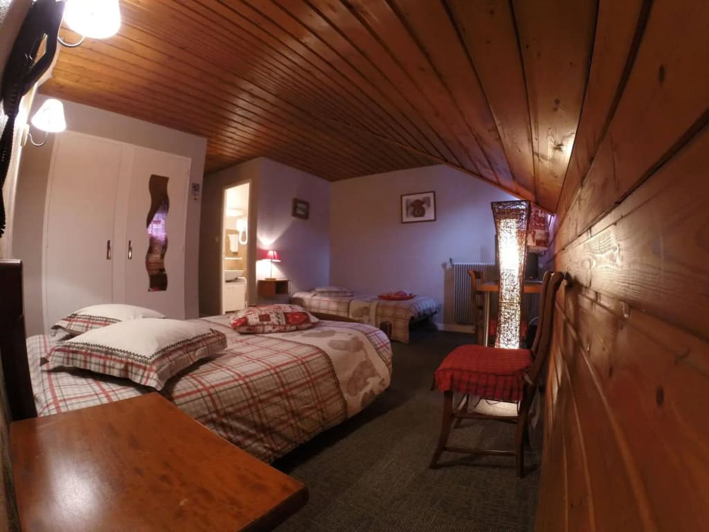 Aviation Hotel - Photo 3