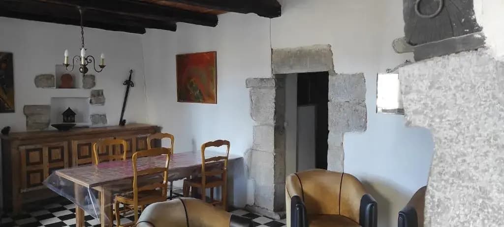maison pierre et voûte au cœur du village - Miniature 8