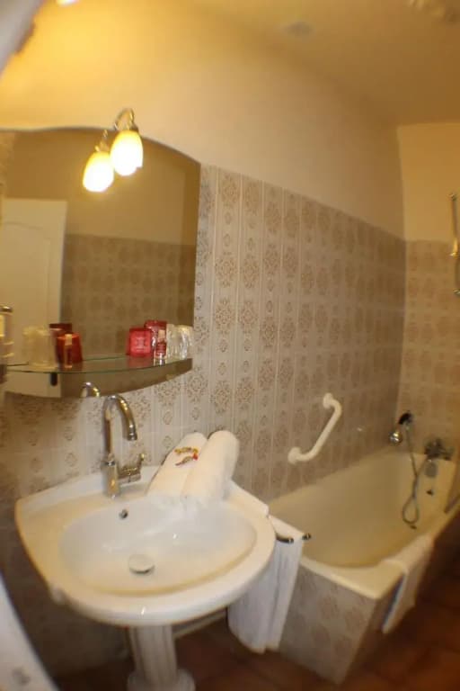 Hotel Raymond VII - Photo 3