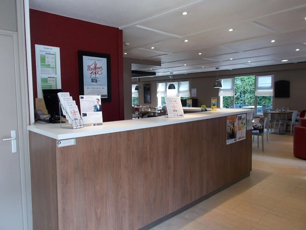 Hotel Campanile Lille Sud-Seclin - Photo 2