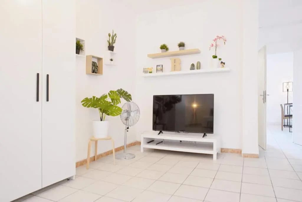 GregBnb-com - T2 Cocooning et chaise hamac -10min Gare - Photo 4