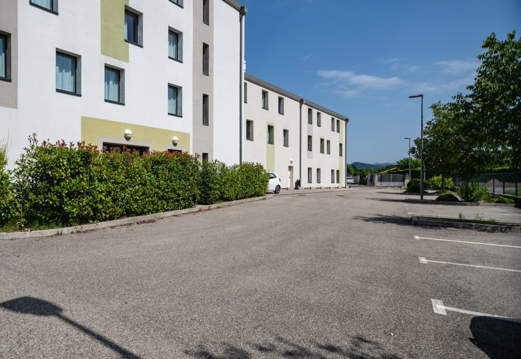 B&B HOTEL Aubenas - Photo 1