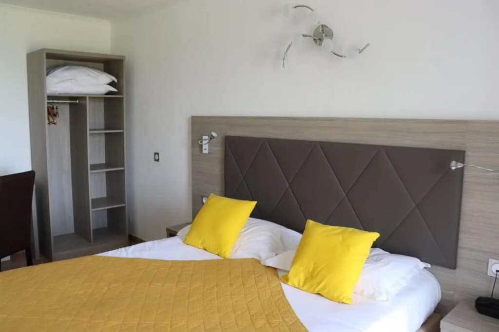 Hotel Le Bellevue - Photo 3