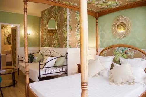 Pick A Flat's Apartement in Le Marais - rue Sainte Croix de la Bretonnerie - Photo 1