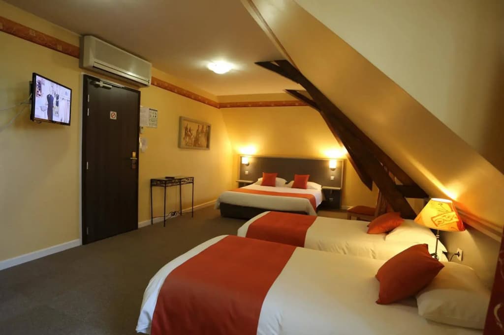 Hôtel Henri IV - Photo 4
