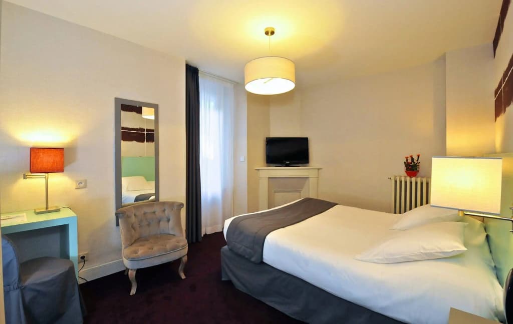 Hôtel Le Central - Photo 4