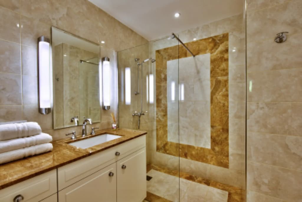 One Bed Apartment Just Minutes Walk From the Croisette and the Palais in a Secure Residence - 1693 - Miniature 6
